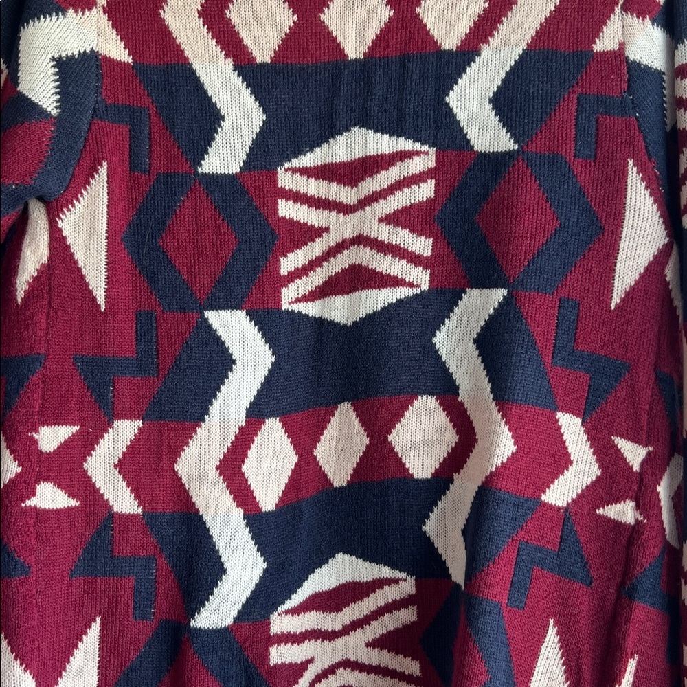 Charlotte Russe‎ Red and Navy Knit Sweater - Picture 9 of 9